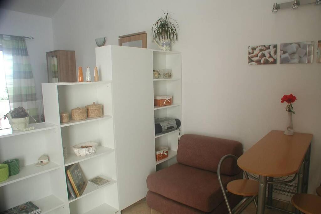 Stinjan-Studio Apartment Petric Pula Buitenkant foto